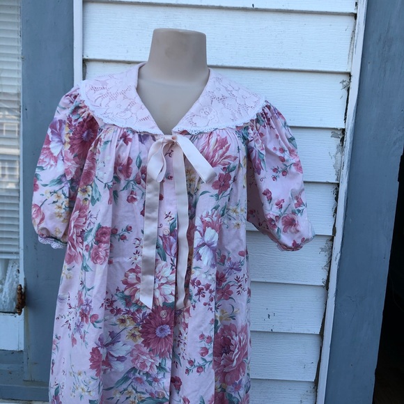 Vintage floral peignoir - Picture 7 of 8